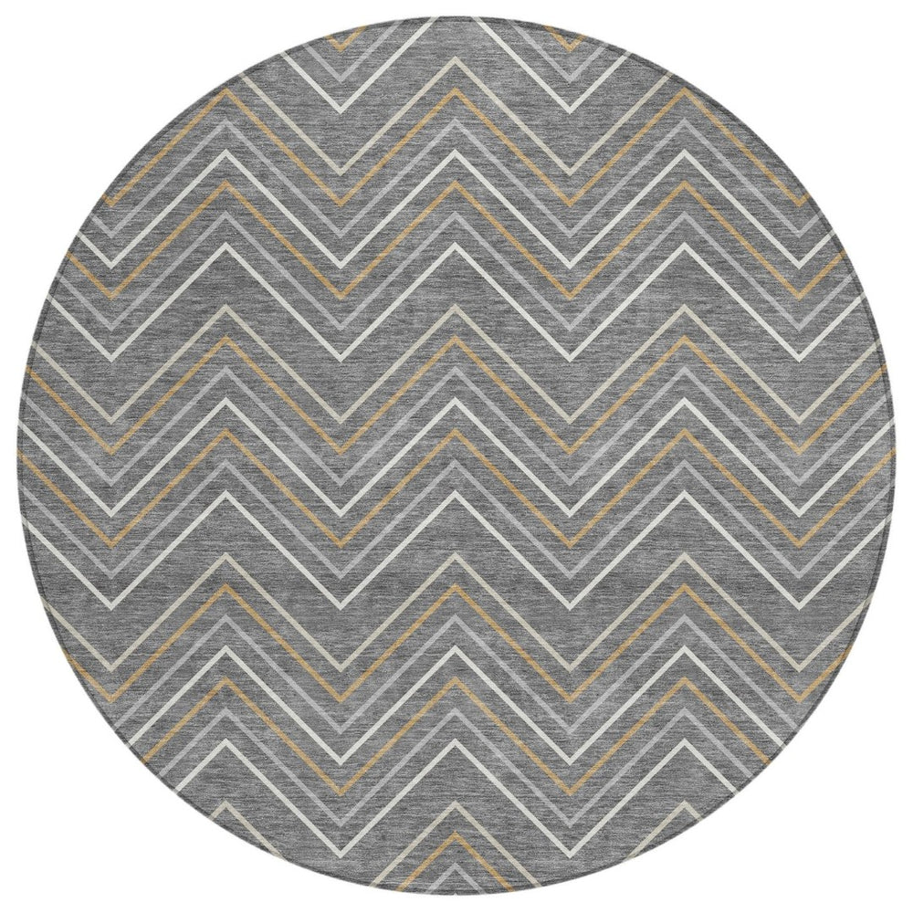 HomeRoots 8' Contemporary Geometric Gray, Ivory & Gold Round Washable Area Rug for Indoor & Outdoor Use 690131