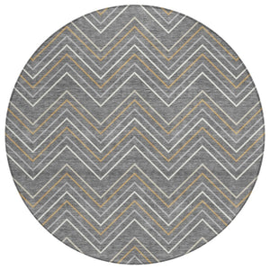 HomeRoots 8' Contemporary Geometric Gray, Ivory & Gold Round Washable Area Rug for Indoor & Outdoor Use 690131