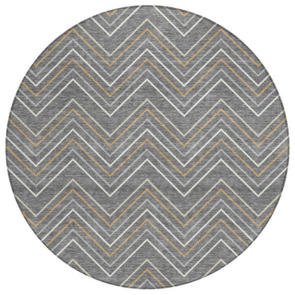 HomeRoots 8' Contemporary Geometric Gray, Ivory & Gold Round Washable Area Rug for Indoor & Outdoor Use 690131