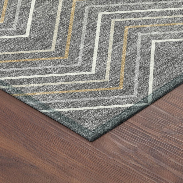 HomeRoots 8' Contemporary Geometric Gray, Ivory & Gold Round Washable Area Rug for Indoor & Outdoor Use 690131