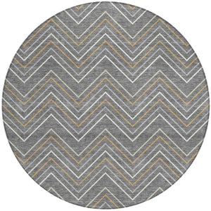 HomeRoots 8' Contemporary Geometric Gray, Ivory & Gold Round Washable Area Rug for Indoor & Outdoor Use 690131