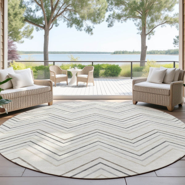 HomeRoots 8' Stylish Ivory Gray & Taupe Round Geometric Washable Area Rug for Indoor & Outdoor Spaces 690143