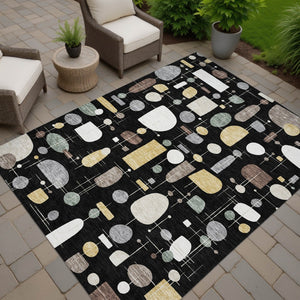 HomeRoots 5' Geometric Washable Area Rug in Black, Brown & Gray - Stylish, Durable for Indoor & Outdoor Use 690202