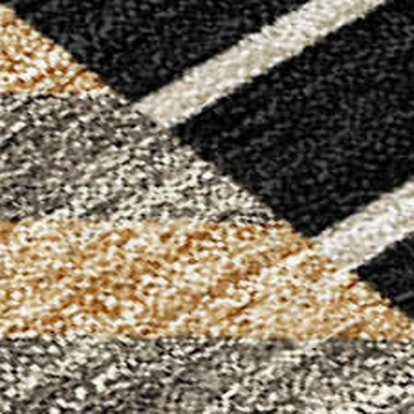 HomeRoots 5' Black Gray Khaki Patchwork Washable Area Rug - Durable Indoor/Outdoor Design for All Spaces 690472