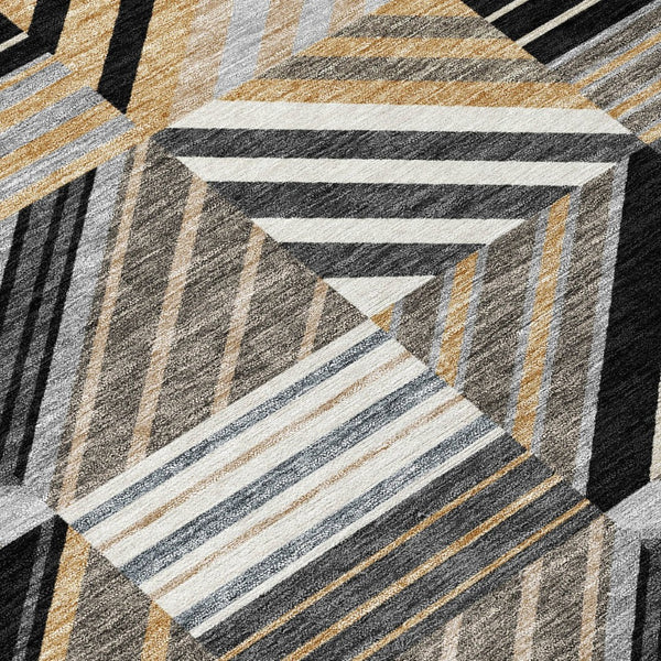 HomeRoots 5' Black Gray Khaki Patchwork Washable Area Rug - Durable Indoor/Outdoor Design for All Spaces 690472