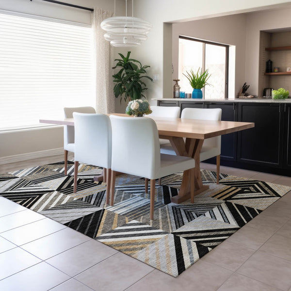 HomeRoots 5' Black Gray Khaki Patchwork Washable Area Rug - Durable Indoor/Outdoor Design for All Spaces 690472