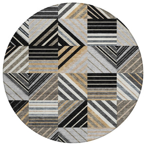 HomeRoots 8' Round Patchwork Indoor Outdoor Rug in Black, Gray & Khaki - Stylish, Washable & Durable Design 690473