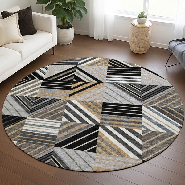 HomeRoots 8' Round Patchwork Indoor Outdoor Rug in Black, Gray & Khaki - Stylish, Washable & Durable Design 690473
