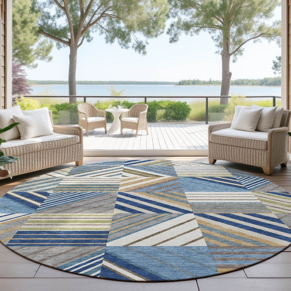HomeRoots 8' Denim Blue, Ivory & Brown Round Patchwork Rug – Washable, Durable, Indoor/Outdoor Elegance! 690485