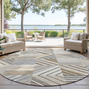 HomeRoots 8' Round Patchwork Area Rug - Washable Indoor/Outdoor, Durable Polyester, Modern Ivory & Gray Design 690491
