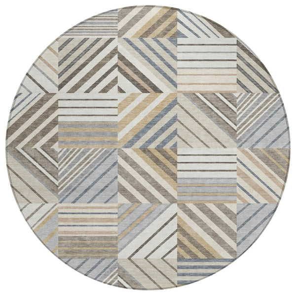 HomeRoots 8' Round Patchwork Area Rug - Washable Indoor/Outdoor, Durable Polyester, Modern Ivory & Gray Design 690491