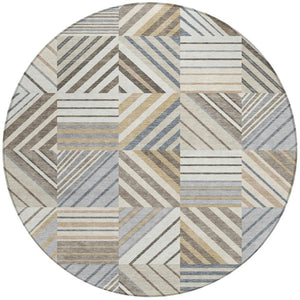 HomeRoots 8' Round Patchwork Area Rug - Washable Indoor/Outdoor, Durable Polyester, Modern Ivory & Gray Design 690491