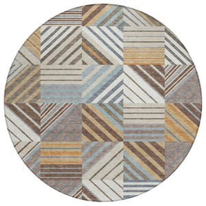 HomeRoots 8' Taupe Brown and Blue Round Patchwork Rug – Durable, Washable, Ideal for Indoor & Outdoor Spaces! 690497