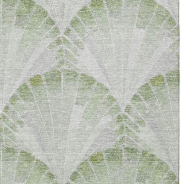 HomeRoots 5' Artichoke Green and Ivory Seashell Area Rug – Stylish, Machine Washable, Indoor/Outdoor Versatility! 690556