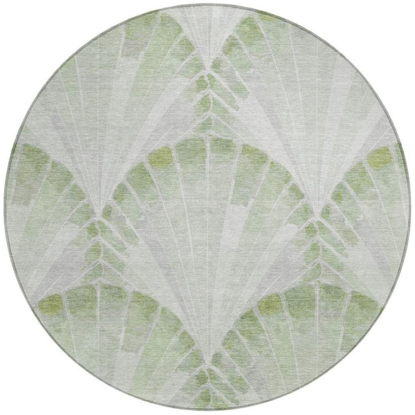 HomeRoots 8' Coastal Charm Round Seashell Rug in Artichoke Green & Ivory - Washable for Indoor/Outdoor Use 690557