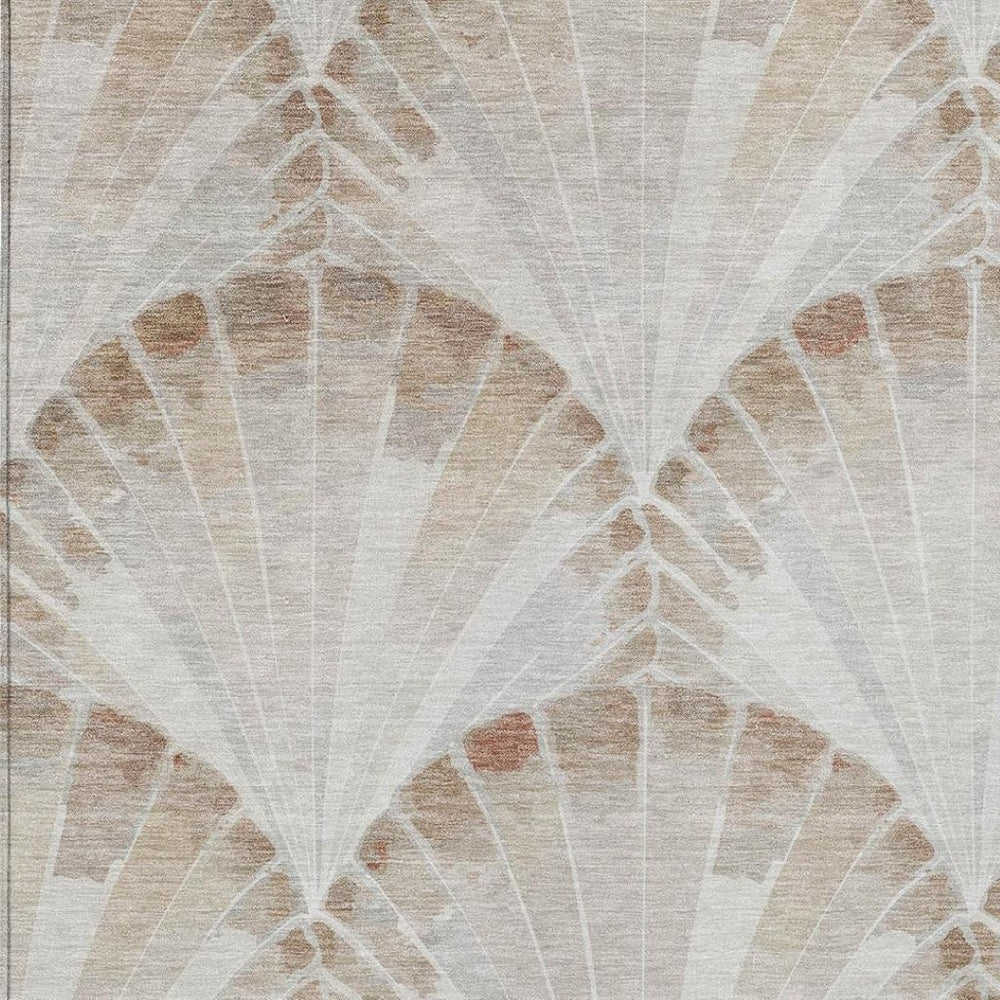 HomeRoots 5' Beige & Brown Seashell Area Rug - Washable Indoor/Outdoor Design for Coastal Charm & Durability 690562