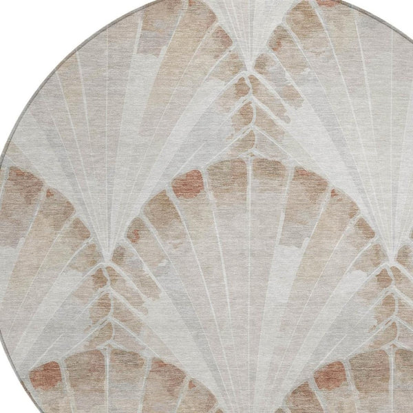 HomeRoots 8' Beige and Brown Round Seashell Area Rug - Stylish, Washable Indoor/Outdoor Mat for High-Traffic Spaces 690563