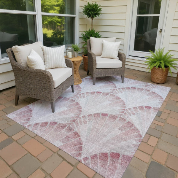 HomeRoots 8' X 10' Blush & Ivory Seashell Indoor Outdoor Rug - Durable, Stylish, Machine Washable, Versatile Decor 690570