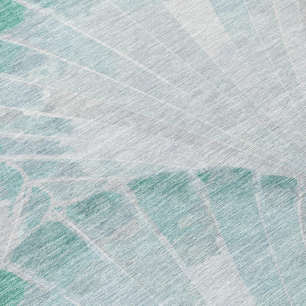 HomeRoots 8' Teal Blue & Ivory Round Seashell Rug - Durable, Washable Area Rug for Indoor & Outdoor Use 690581