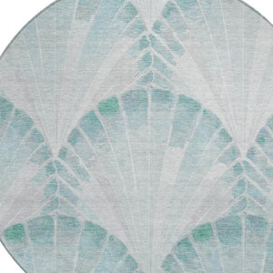 HomeRoots 8' Teal Blue & Ivory Round Seashell Rug - Durable, Washable Area Rug for Indoor & Outdoor Use 690581