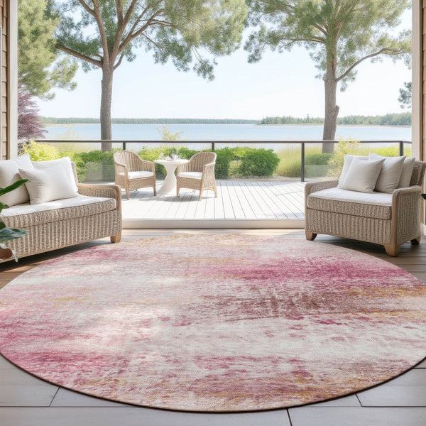 HomeRoots 8' Blush Gold & Ivory Round Abstract Area Rug - Stylish, Washable, Durable for Indoor & Outdoor Use! 690587