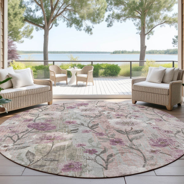 HomeRoots 8' Elegant Floral Round Area Rug - Washable, Versatile Indoor/Outdoor Decor for Any Space 690623