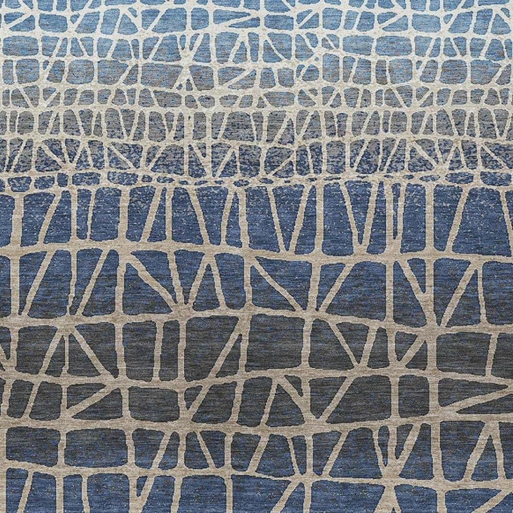 HomeRoots 5' Geometric Washable Area Rug in Blue, Beige & Gray - Perfect for Indoor & Outdoor Spaces! 690646