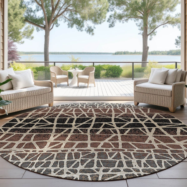 HomeRoots 8' Round Geometric Area Rug in Brown, Black & Gray - Stylish, Washable, Durable for Indoor/Outdoor Use 690653
