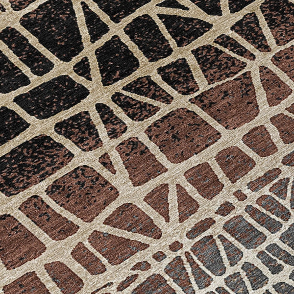 HomeRoots 8' Round Geometric Area Rug in Brown, Black & Gray - Stylish, Washable, Durable for Indoor/Outdoor Use 690653