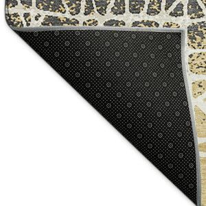 HomeRoots 5' Gold Brown and Beige Geometric Washable Area Rug for Indoor/Outdoor Spaces, Durable & Stylish 690670