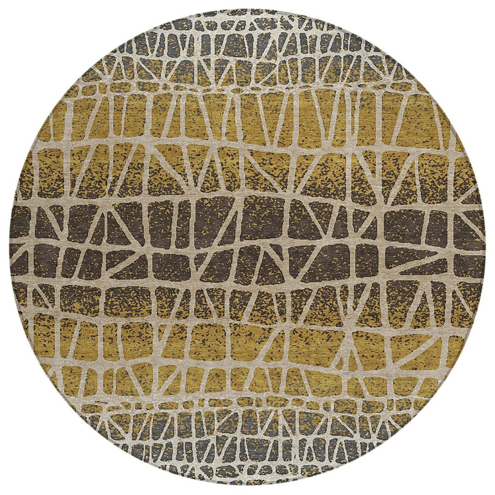 HomeRoots 8' Stylish Gold Brown Beige Round Geometric Rug - Washable Indoor/Outdoor Area Rug for High Traffic 690671