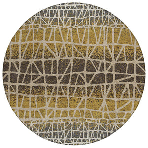HomeRoots 8' Stylish Gold Brown Beige Round Geometric Rug - Washable Indoor/Outdoor Area Rug for High Traffic 690671