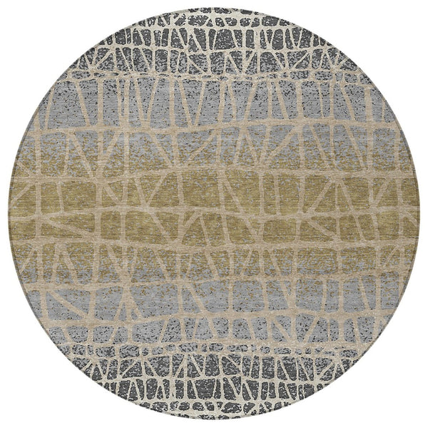 HomeRoots 8' Gray Beige and Ivory Round Rug - Stylish, Washable Geometric Design for Indoor and Outdoor Use 690677