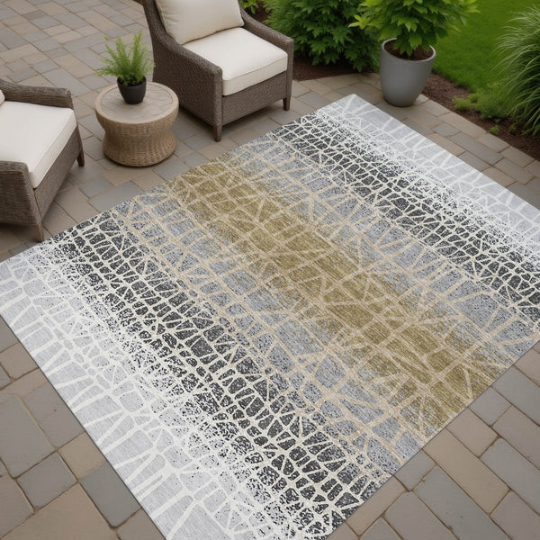 HomeRoots 10' Gray Beige Ivory Geometric Washable Area Rug - Stylish Indoor Outdoor Decor for Any Space 690680