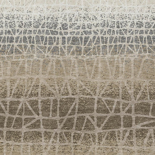 HomeRoots 5' Geometric Washable Area Rug in Ivory, Brown & Beige - Perfect for Indoor & Outdoor Spaces! 690682