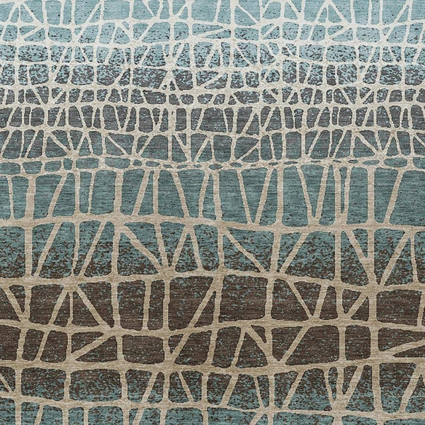 HomeRoots 5' Teal Blue Geometric Area Rug - Washable, Durable, Modern Design for Indoor & Outdoor Use 690688