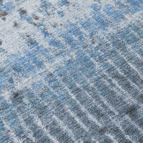 HomeRoots 8' Vibrant Blue and Green Round Abstract Rug - Durable, Washable, Perfect for Indoor & Outdoor Use 690737