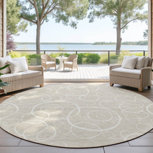 HomeRoots 8' Stylish Beige and Ivory Geometric Round Rug - Washable, Durable for Indoor/Outdoor Spaces, Versatile! 690761