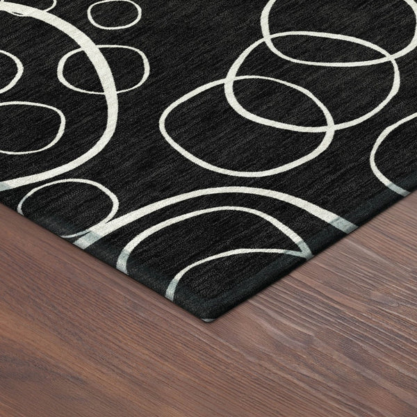 HomeRoots 8' Black And Ivory Round Geometric Rug - Washable, Durable, Stylish for Indoor & Outdoor Spaces 690767