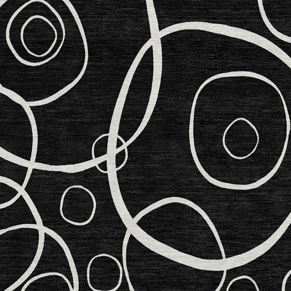HomeRoots 8' Black And Ivory Round Geometric Rug - Washable, Durable, Stylish for Indoor & Outdoor Spaces 690767