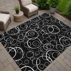 HomeRoots 8' X 10' Stylish Black & Ivory Geometric Rug - Machine Washable, Indoor/Outdoor, Stain-Resistant Design 690768