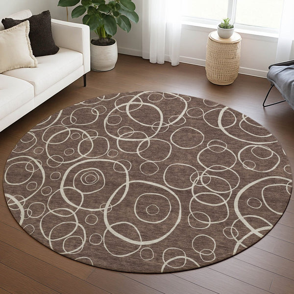HomeRoots 8' Washable Brown and Beige Round Geometric Area Rug for Indoor & Outdoor High-Traffic Spaces 690773