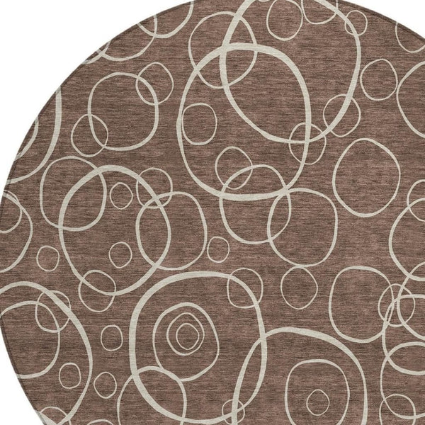 HomeRoots 8' Washable Brown and Beige Round Geometric Area Rug for Indoor & Outdoor High-Traffic Spaces 690773