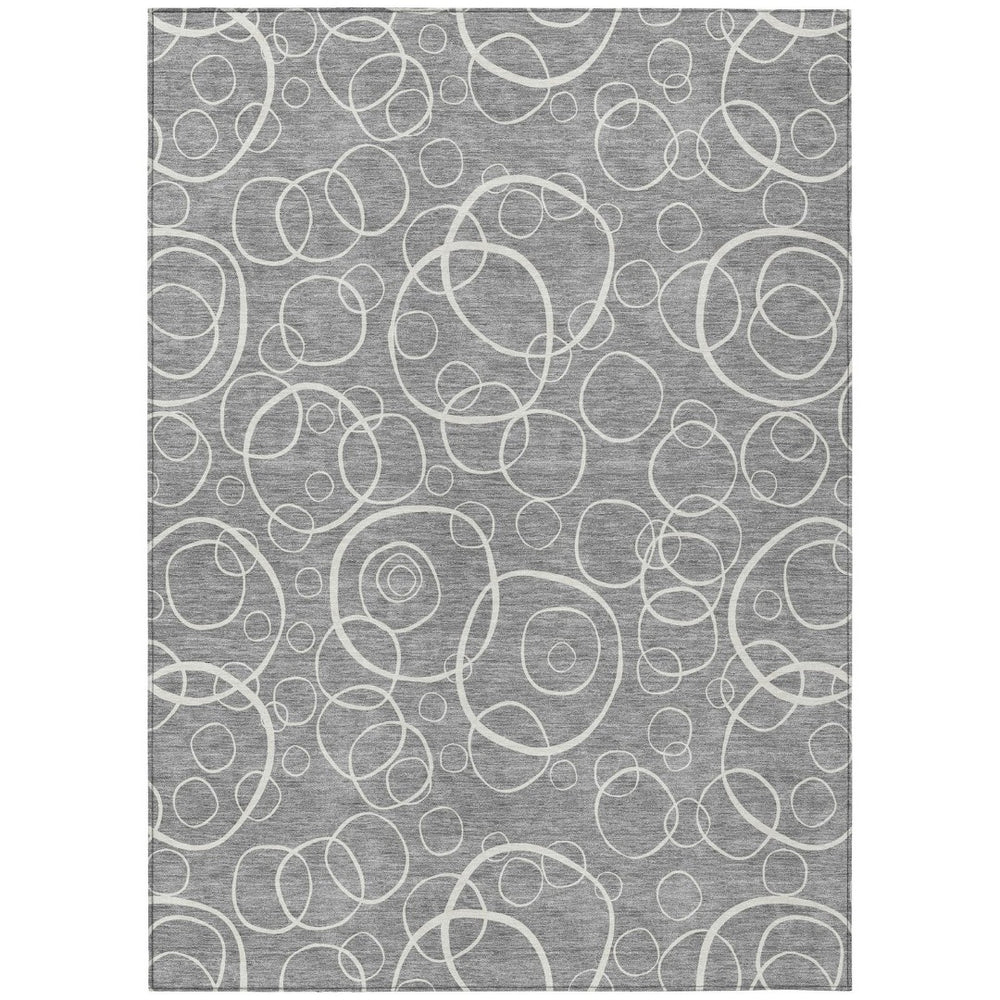 HomeRoots 5' Stylish Gray and Ivory Geometric Area Rug – Durable, Washable, Perfect for Indoor/Outdoor Spaces 690778