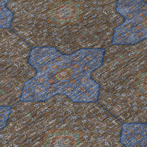 HomeRoots 8' Elegant Chocolate, Blue & Beige Round Quatrefoil Area Rug - Washable for Indoor & Outdoor Use! 690887