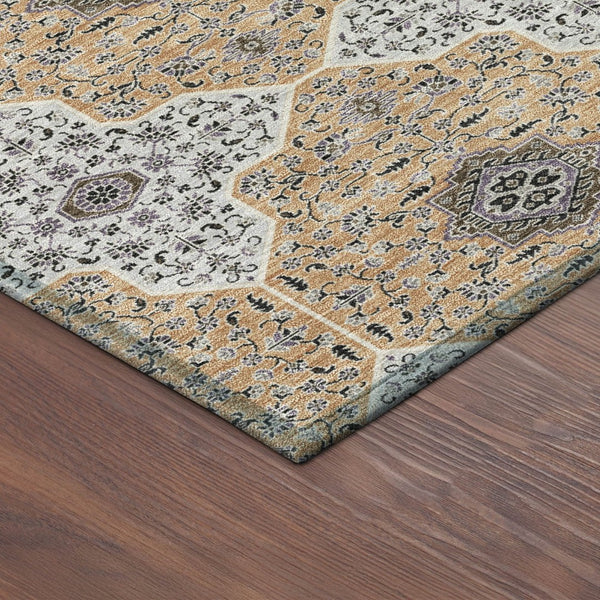 HomeRoots 8' Round Quatrefoil Rug in Copper, Silver & Black - Stylish, Washable, Indoor/Outdoor Versatile Design 690893