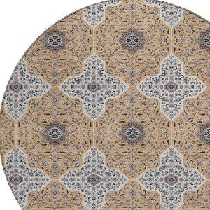 HomeRoots 8' Round Quatrefoil Rug in Copper, Silver & Black - Stylish, Washable, Indoor/Outdoor Versatile Design 690893