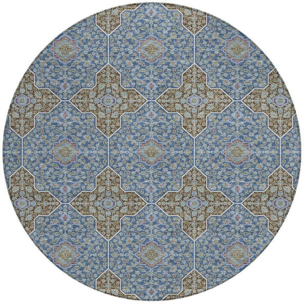 HomeRoots 8' Navy Blue and Chocolate Round Quatrefoil Area Rug - Stylish, Washable, Durable for Indoor & Outdoor Use 690899