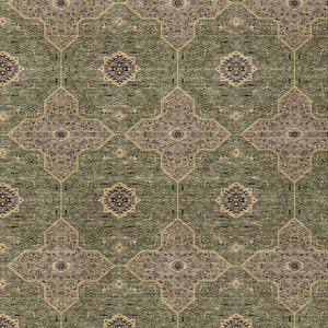 HomeRoots 5' Quatrefoil Area Rug in Olive Green, Brown & Gold – Washable, Durable for Indoor & Outdoor Use! 690904