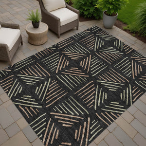 HomeRoots 5' Black and Copper Geometric Washable Area Rug - Stylish, Durable Indoor/Outdoor Décor Solution 691005